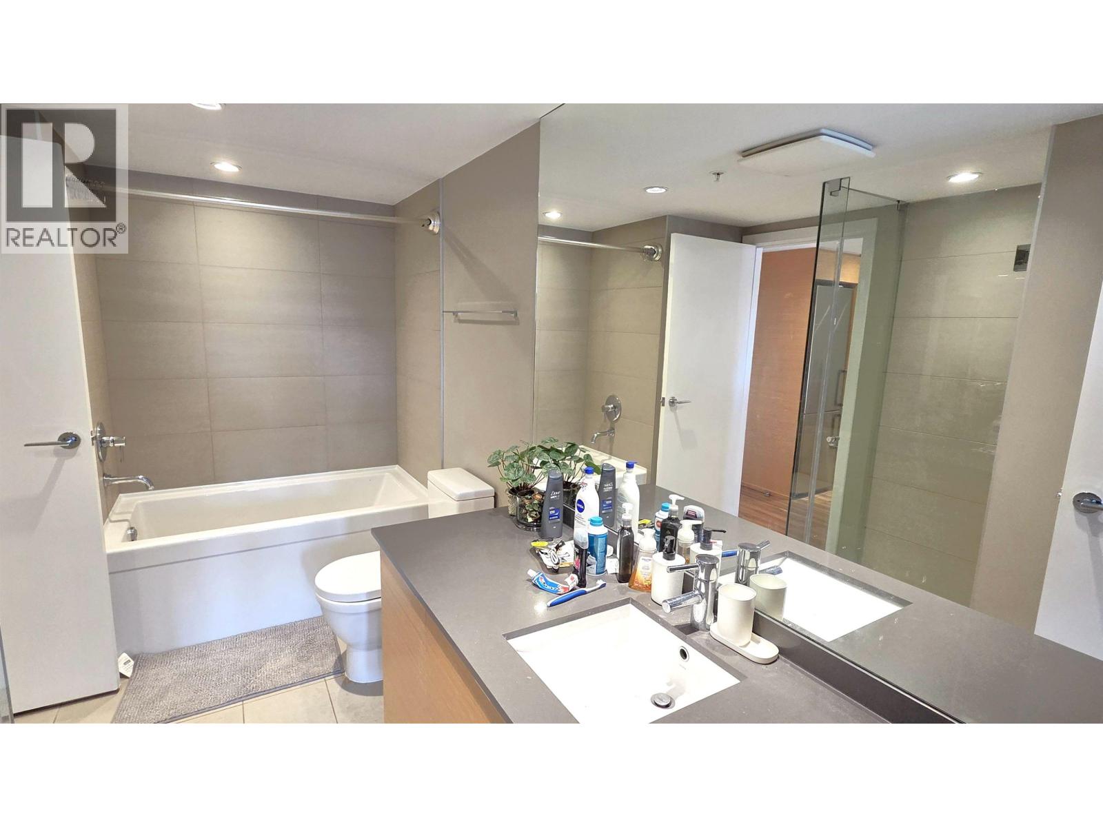 419 135 E 17th Street, North Vancouver, British Columbia  V7L 0C4 - Photo 15 - R3098113