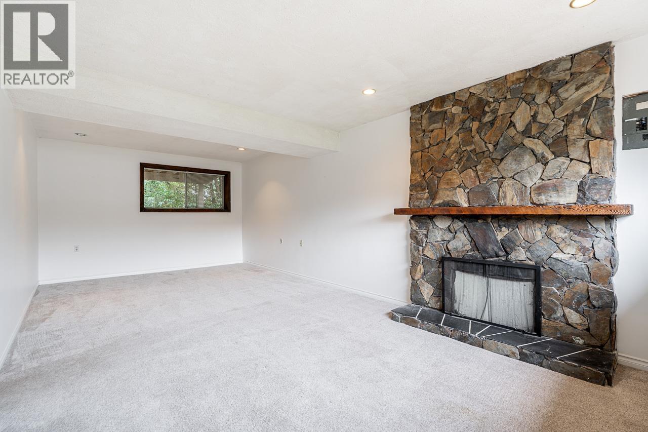 22967 Storey Avenue, Maple Ridge, British Columbia  V2X 3V9 - Photo 17 - R3101208