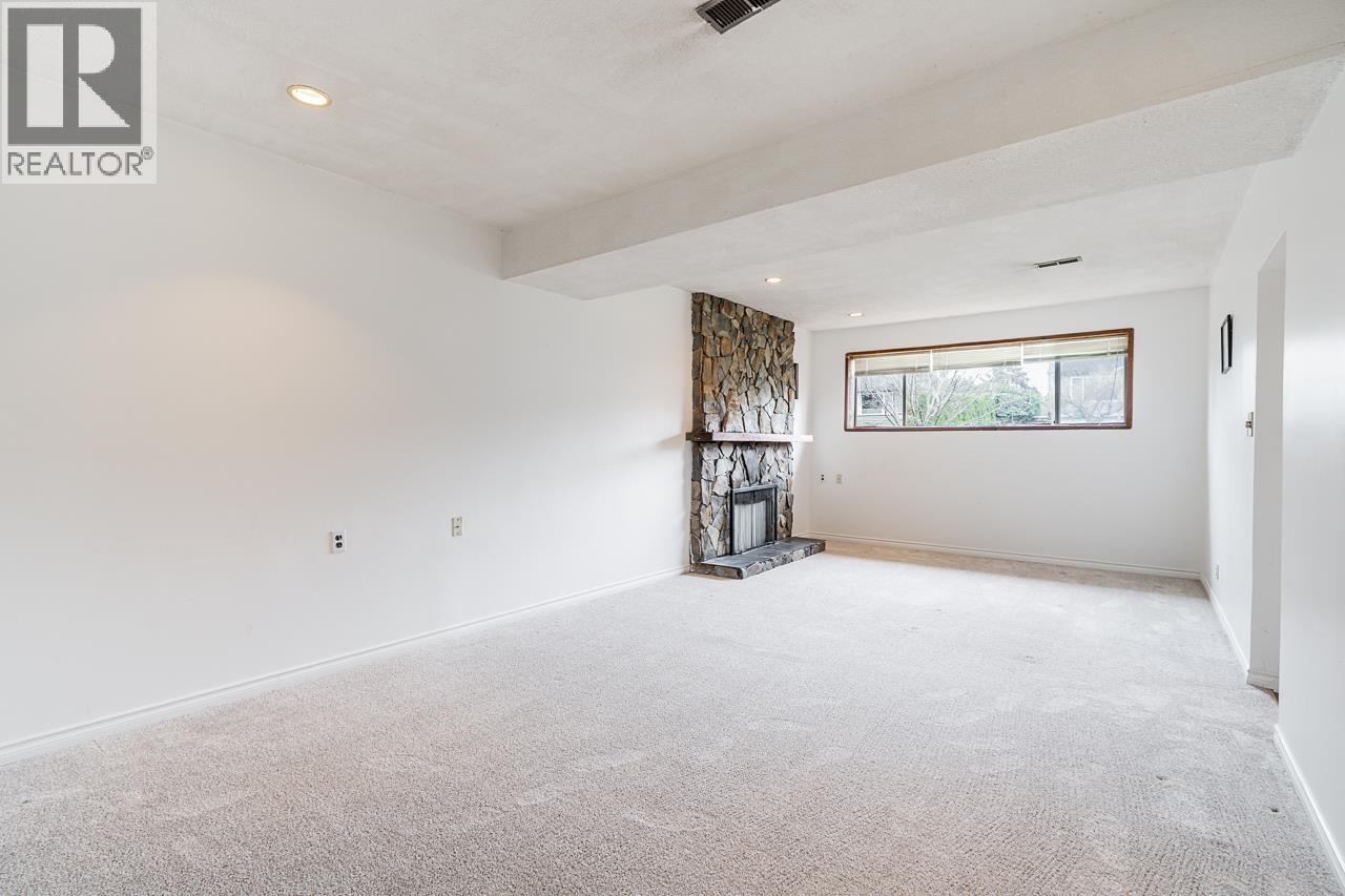 22967 Storey Avenue, Maple Ridge, British Columbia  V2X 3V9 - Photo 16 - R3101208