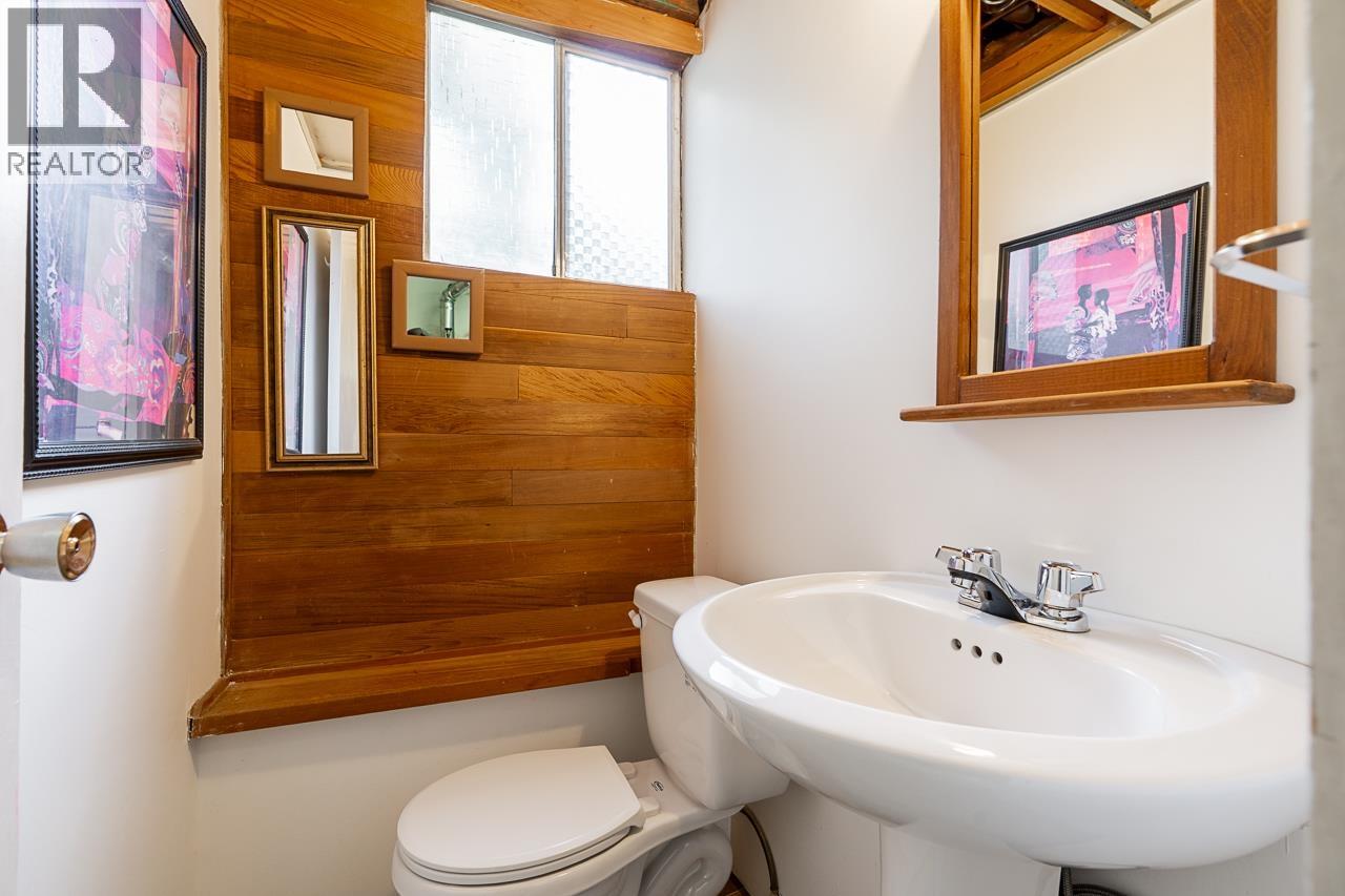 22967 Storey Avenue, Maple Ridge, British Columbia  V2X 3V9 - Photo 20 - R3101208