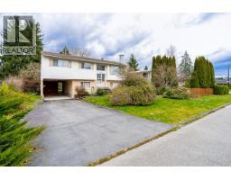 22967 STOREY AVENUE, Maple Ridge, British Columbia