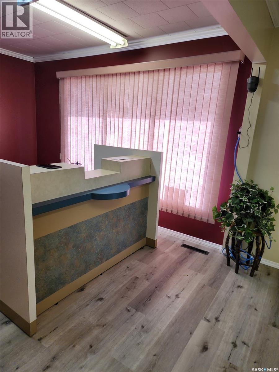 38 Railway Avenue, Redvers, Saskatchewan  S0C 2H0 - Photo 11 - SK030800