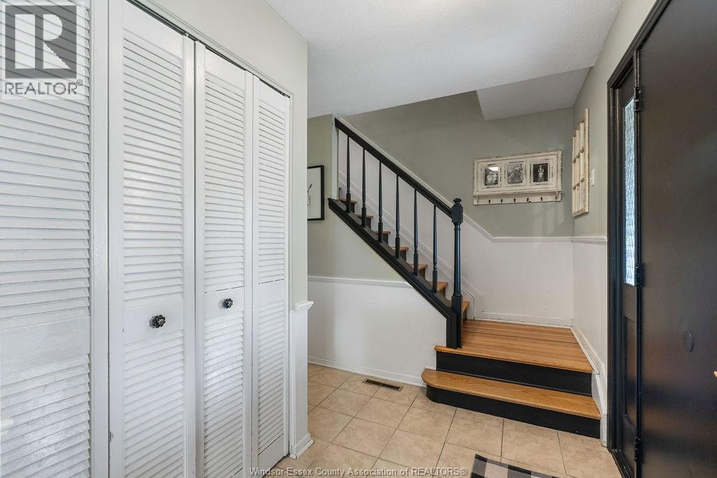 5775 Cabot, Lasalle, Ontario  N9H 1L9 - Photo 4 - 26005704