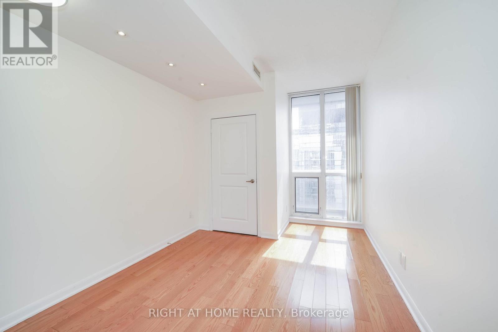 Ph201 - 5791 Yonge Street, Toronto, Ontario  M2M 0A8 - Photo 16 - C12896608