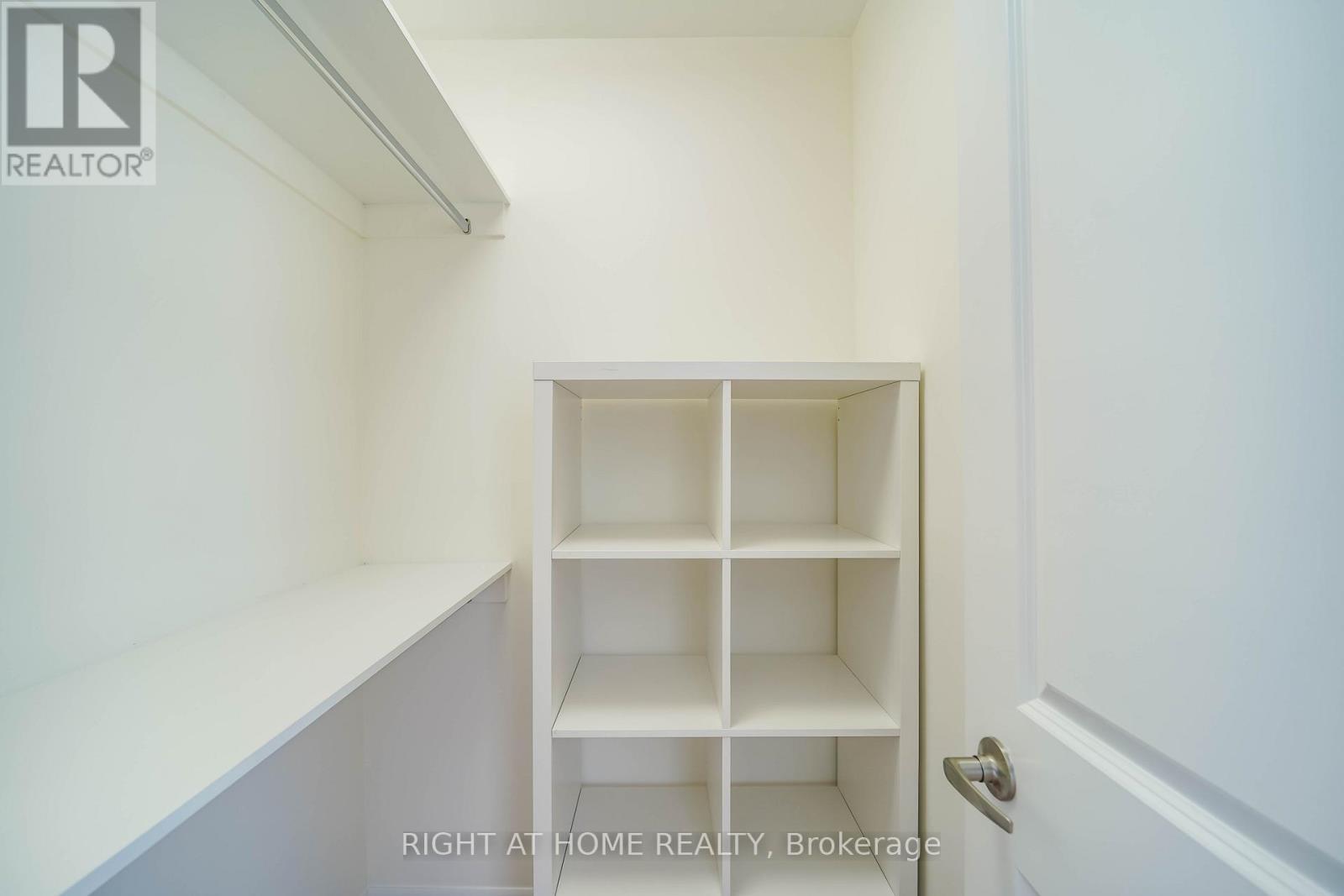 Ph201 - 5791 Yonge Street, Toronto, Ontario  M2M 0A8 - Photo 10 - C12896608