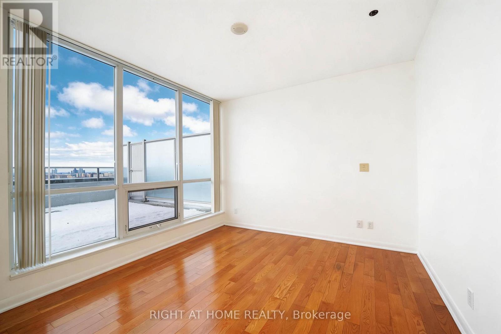 Ph201 - 5791 Yonge Street, Toronto, Ontario  M2M 0A8 - Photo 8 - C12896608