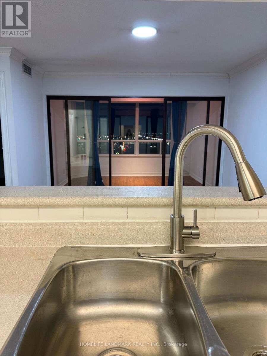 #2139 - 68 Corporate Drive, Toronto, Ontario  M1H 3H3 - Photo 8 - E12873494