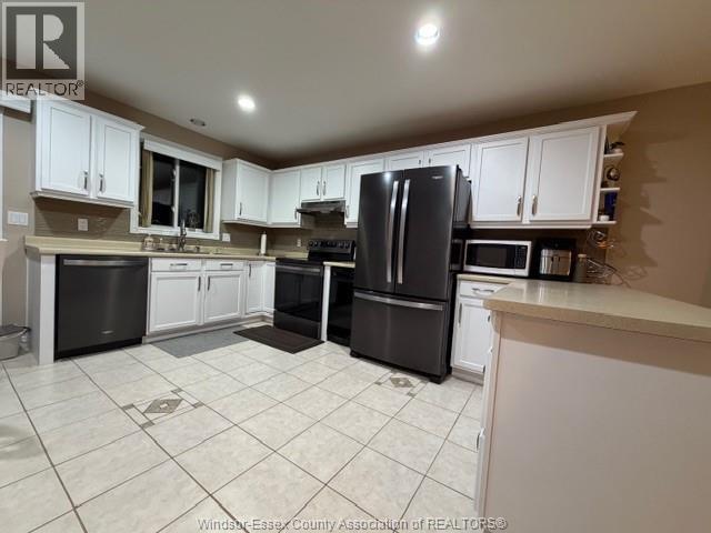 569 Sarah Court, Windsor, Ontario  N9G 2Y8 - Photo 9 - 26004821