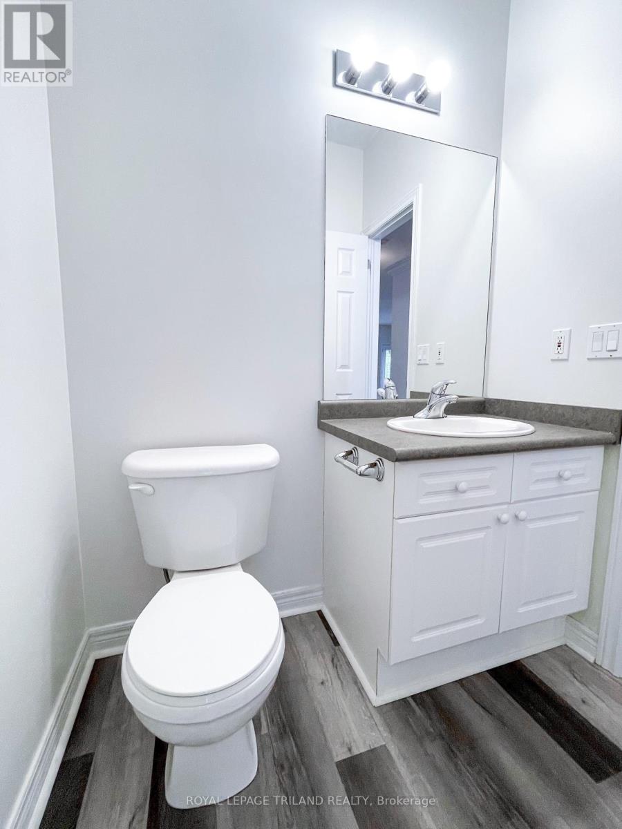 10 - 1574 Richmond Street, London North, Ontario  N6G 5H7 - Photo 11 - X12897638