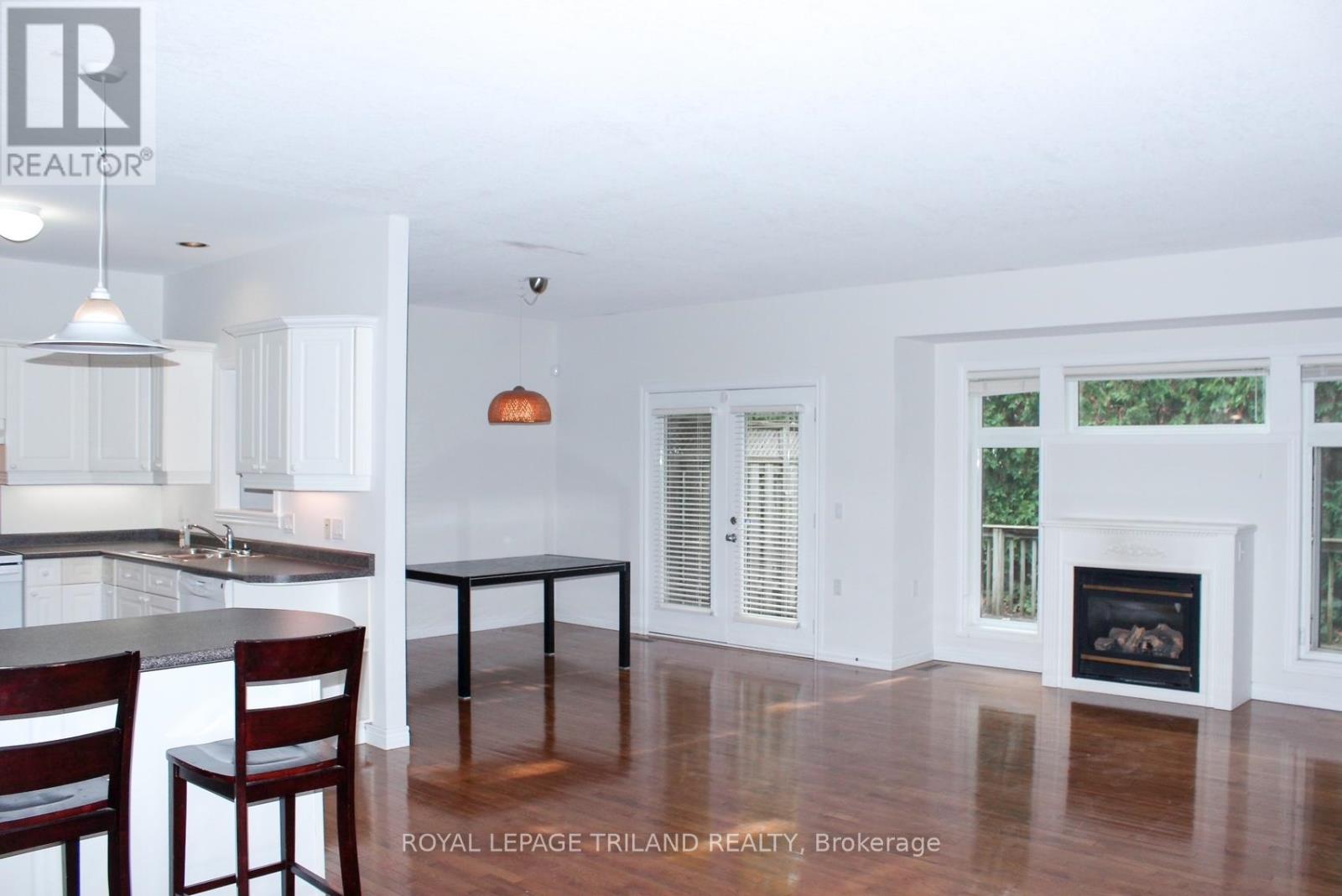 10 - 1574 Richmond Street, London North, Ontario  N6G 5H7 - Photo 4 - X12897638