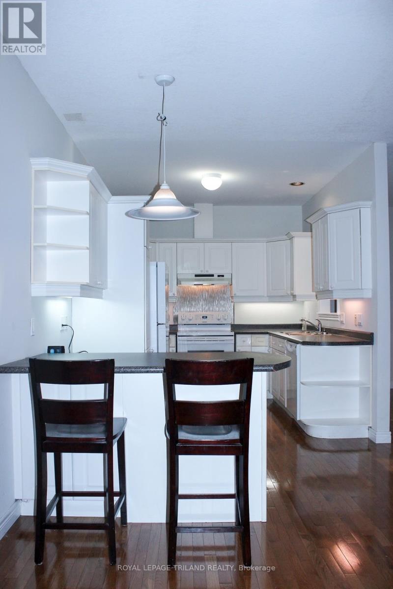 10 - 1574 Richmond Street, London North, Ontario  N6G 5H7 - Photo 5 - X12897638