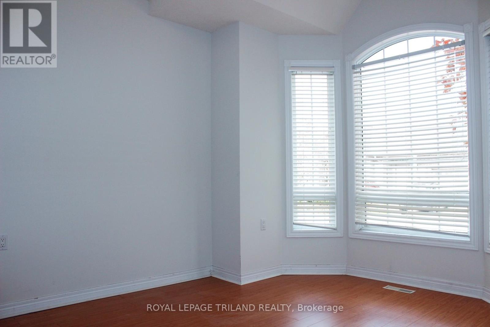 10 - 1574 Richmond Street, London North, Ontario  N6G 5H7 - Photo 6 - X12897638