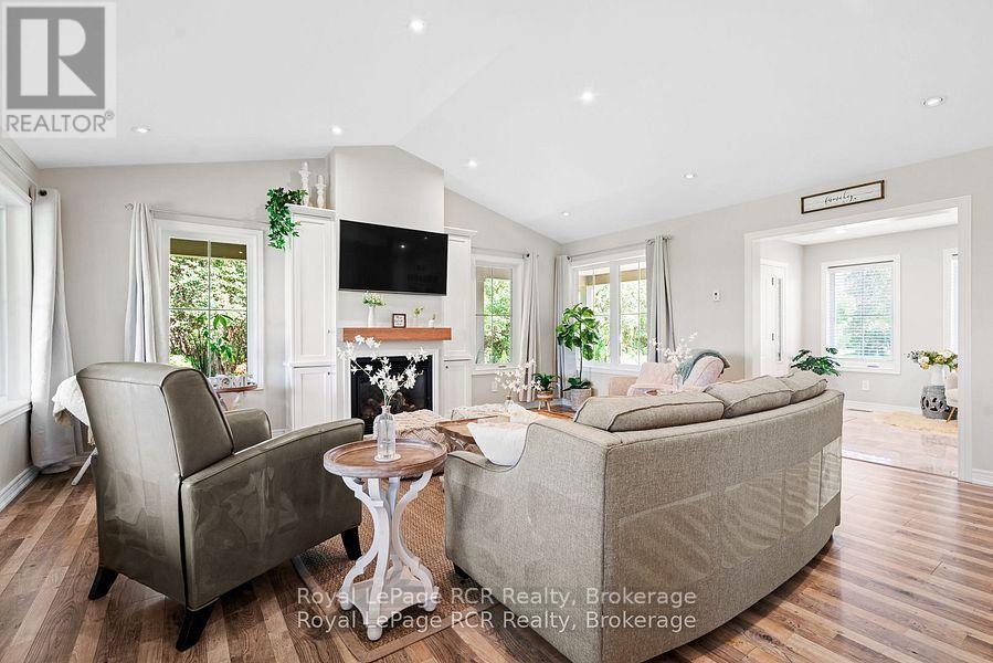 302769 Douglas Street, West Grey, Ontario  N0G 1R0 - Photo 25 - X12874442