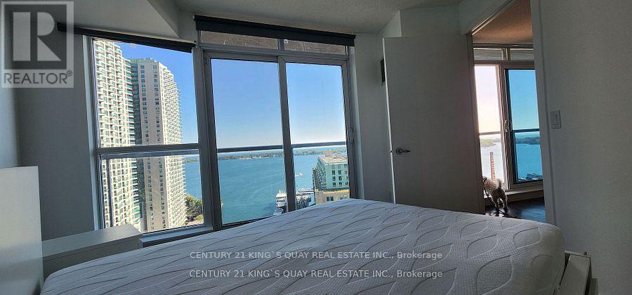 1907 - 8 York Street, Toronto, Ontario  M5J 2L1 - Photo 4 - C12897680