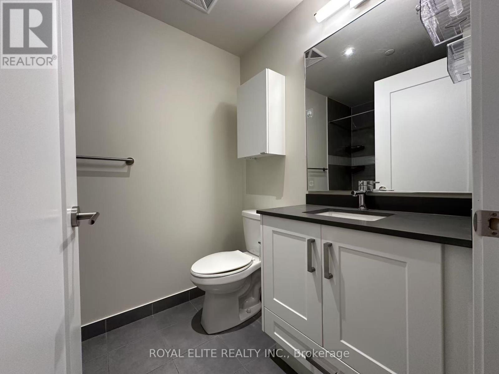 2305 - 99 John Street, Toronto, Ontario  M5V 0S6 - Photo 18 - C12897704