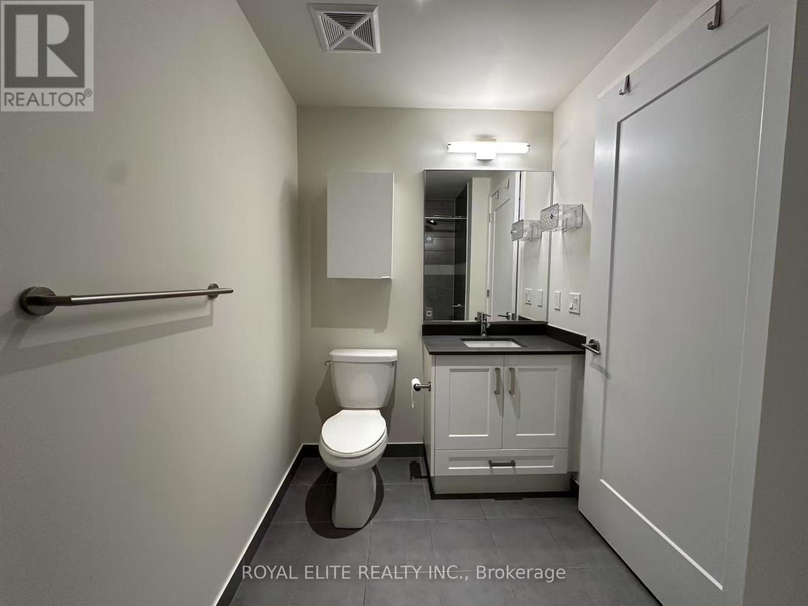 2305 - 99 John Street, Toronto, Ontario  M5V 0S6 - Photo 19 - C12897704