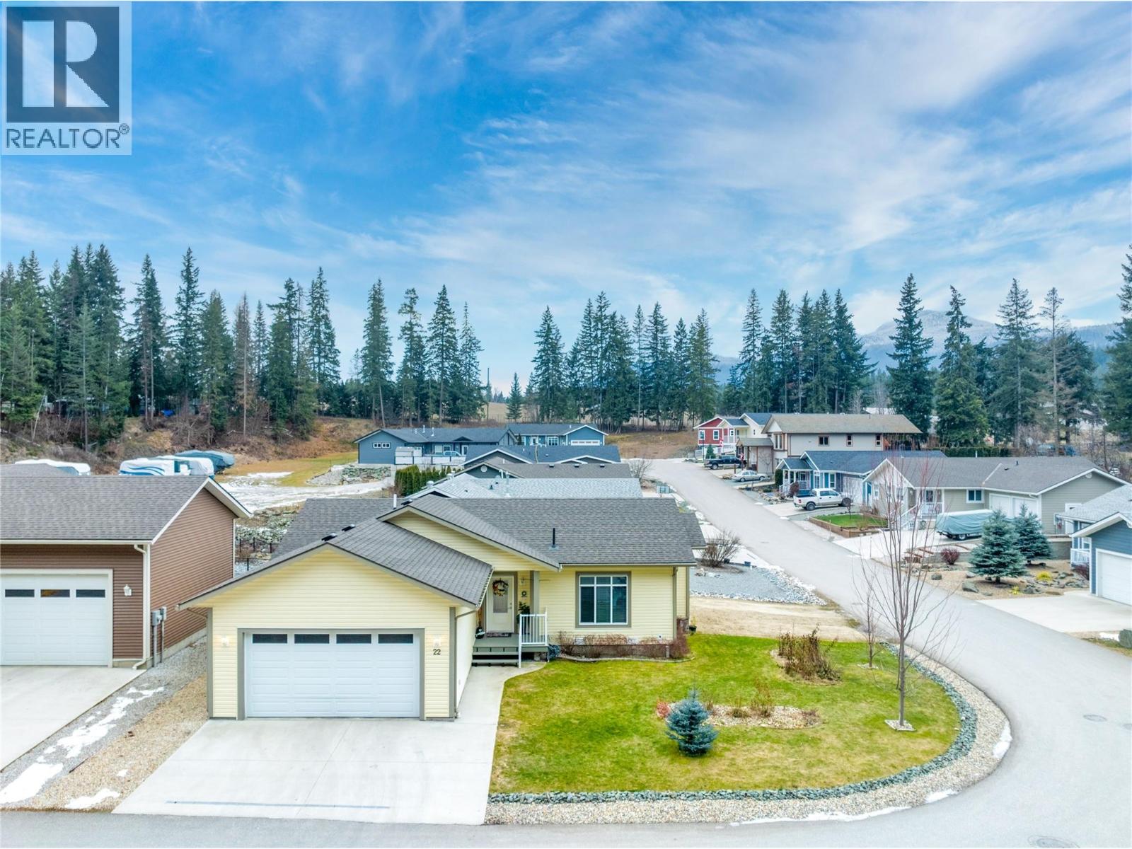 481 97b Highway Ne Unit# 22, Salmon Arm, British Columbia  V1E 1X5 - Photo 4 - 10379994