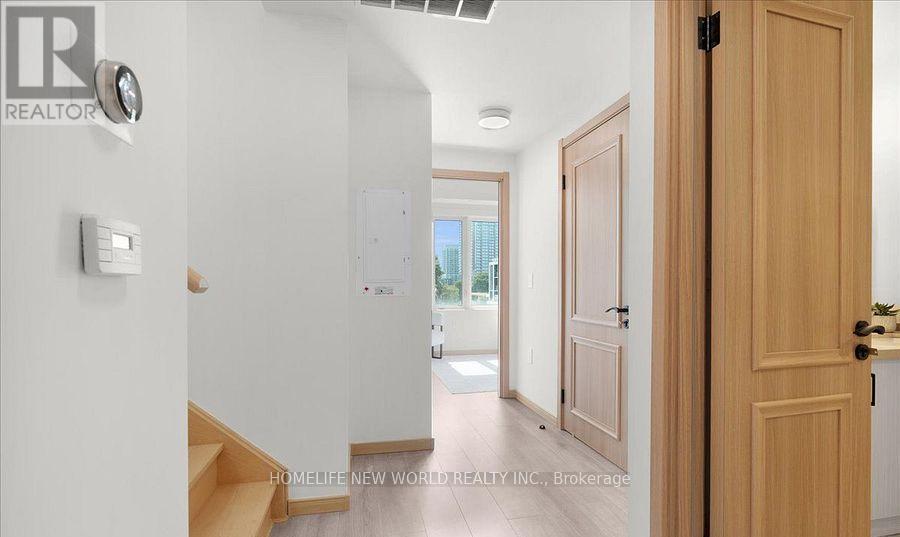 C2-301 - 3427 Sheppard Avenue, Toronto, Ontario  M1T 0C5 - Photo 4 - E12897706