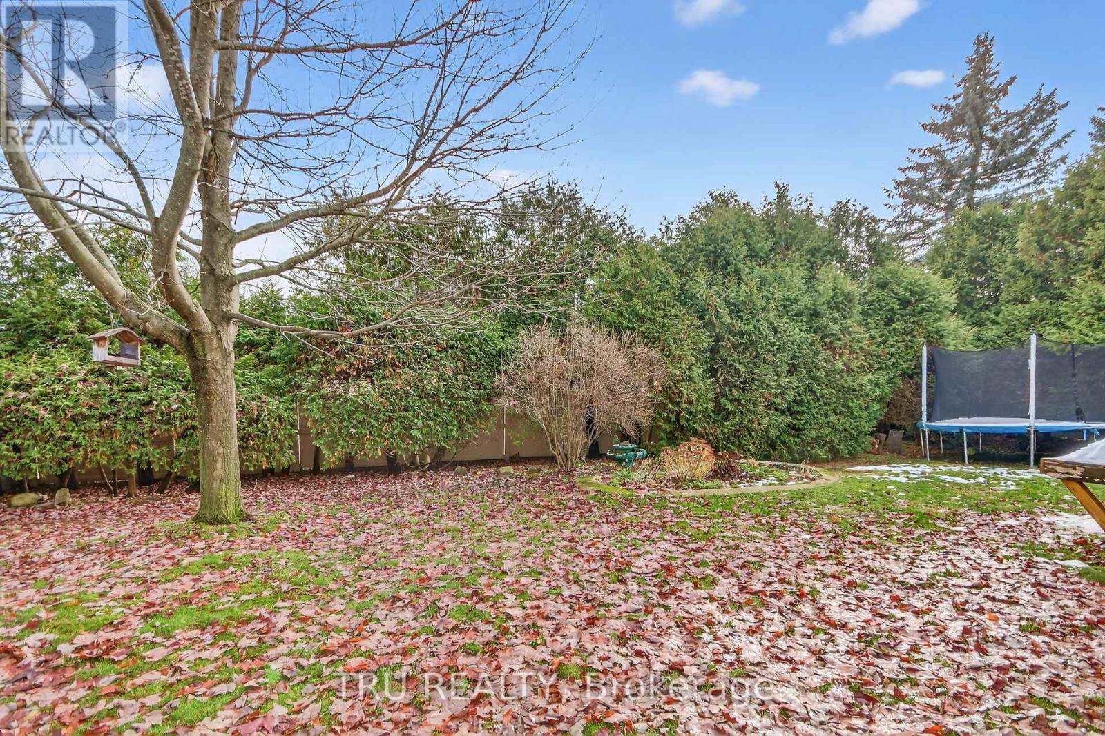 12 Apache Crescent, Ottawa, Ontario  K2E 6H7 - Photo 39 - X12712864