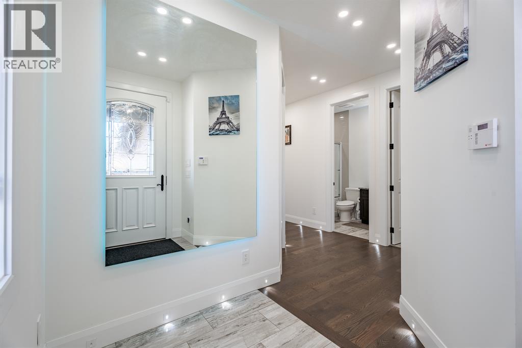 248 Sandpiper Boulevard, Chestermere, Alberta  T1X 0Y5 - Photo 4 - A2271733