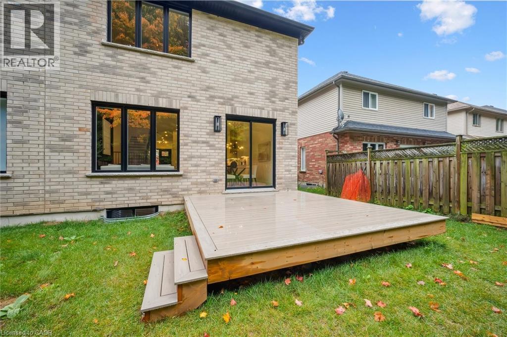 548 Peach Blossom Court, Kitchener, Ontario  N2E 3Z9 - Photo 38 - 40813294