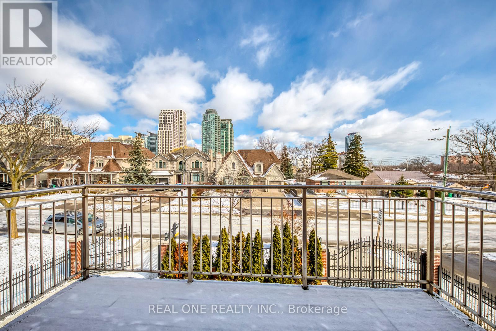 3480 Joan Drive, Mississauga, Ontario  L5B 1T5 - Photo 25 - W12894644