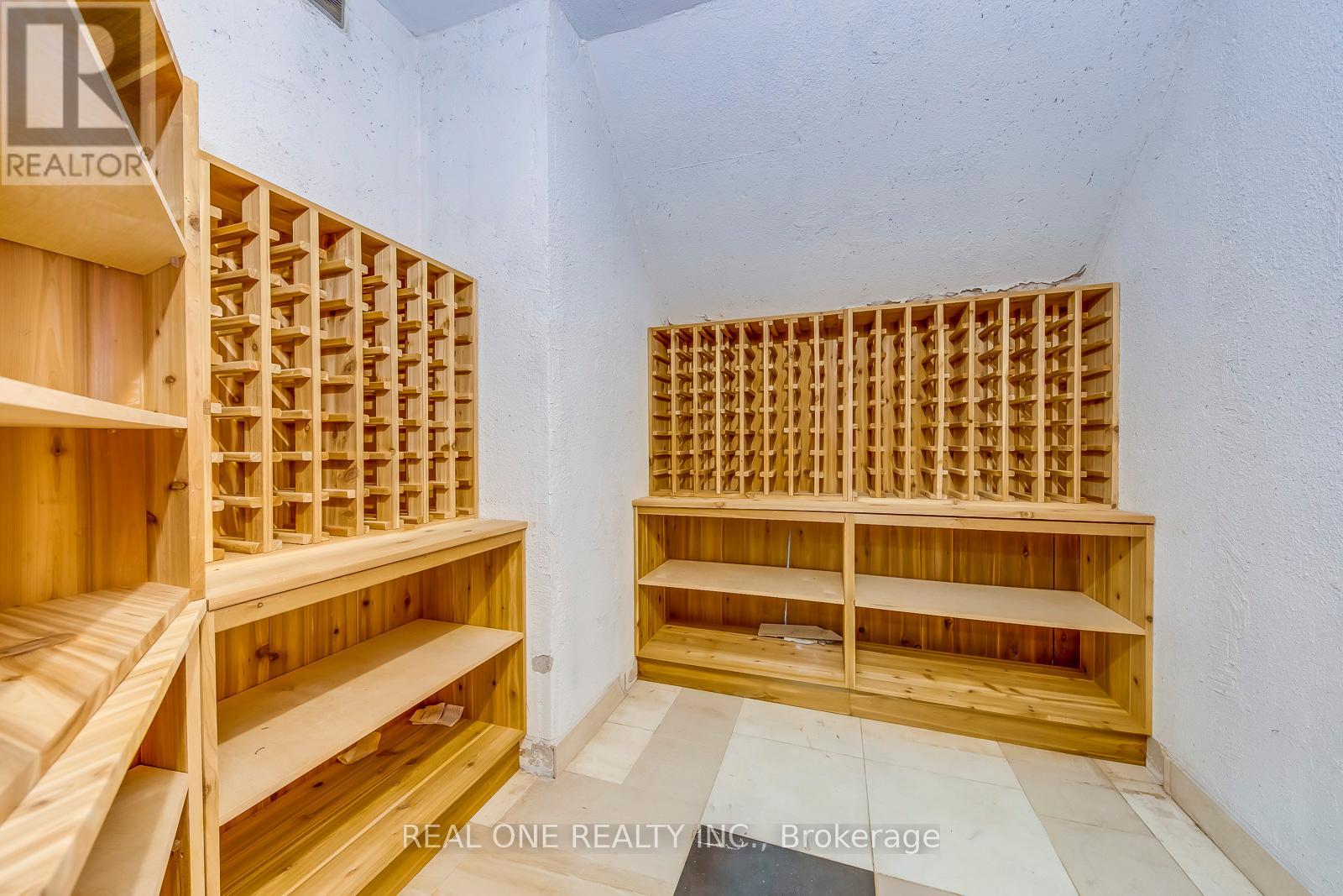 3480 Joan Drive, Mississauga, Ontario  L5B 1T5 - Photo 41 - W12894644