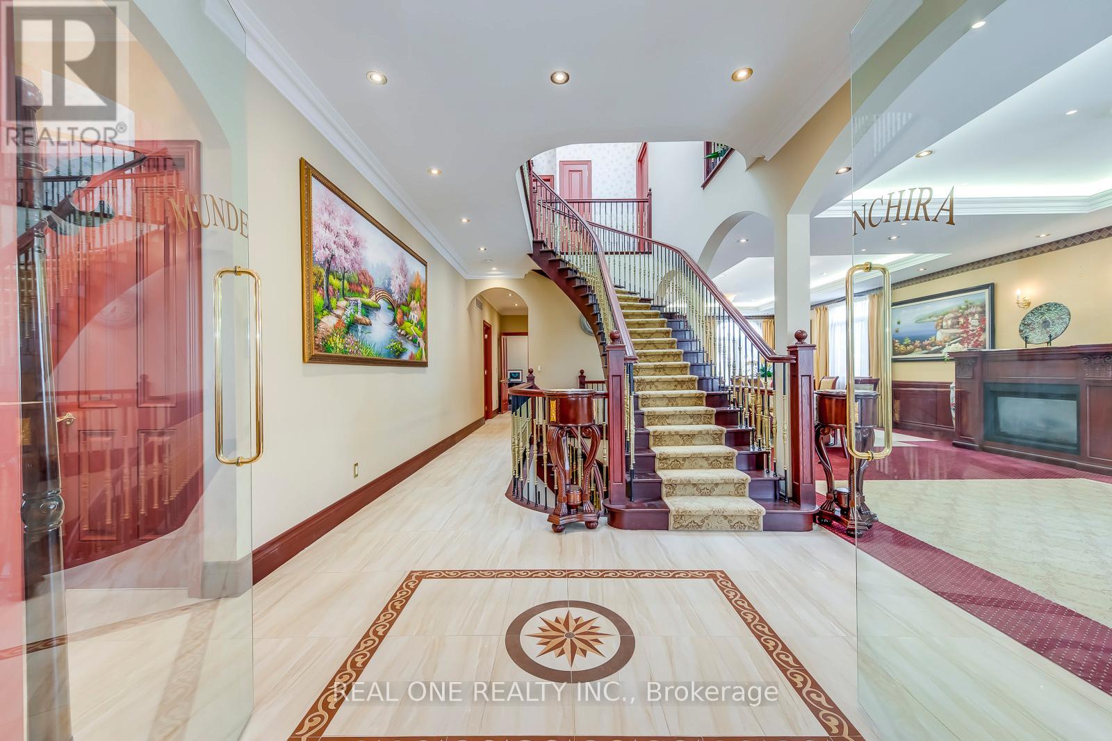 3480 Joan Drive, Mississauga, Ontario  L5B 1T5 - Photo 5 - W12894644