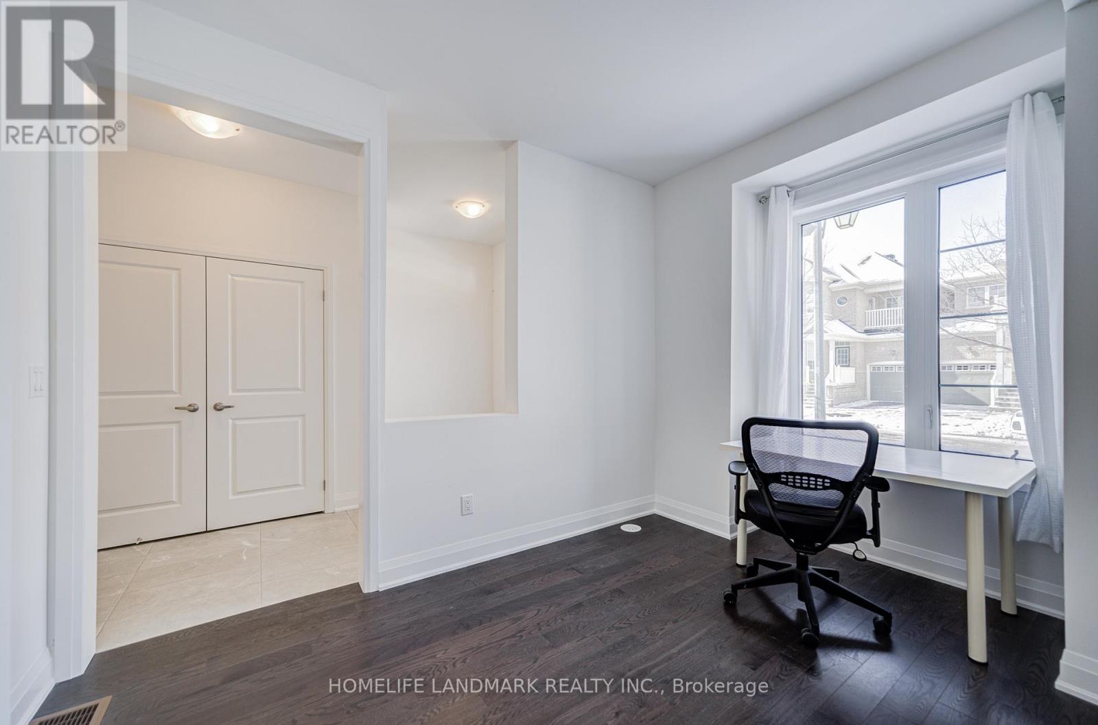 14 Carole Bell Way, Markham, Ontario  L6E 0W2 - Photo 12 - N12897642