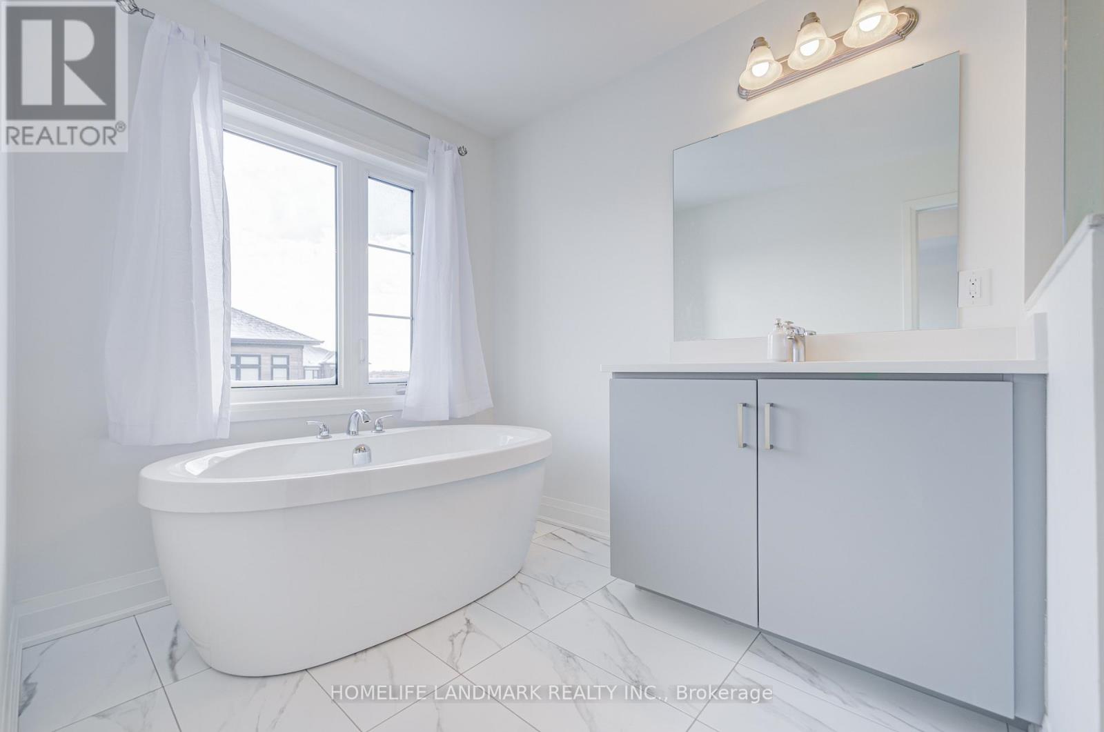 14 Carole Bell Way, Markham, Ontario  L6E 0W2 - Photo 15 - N12897642