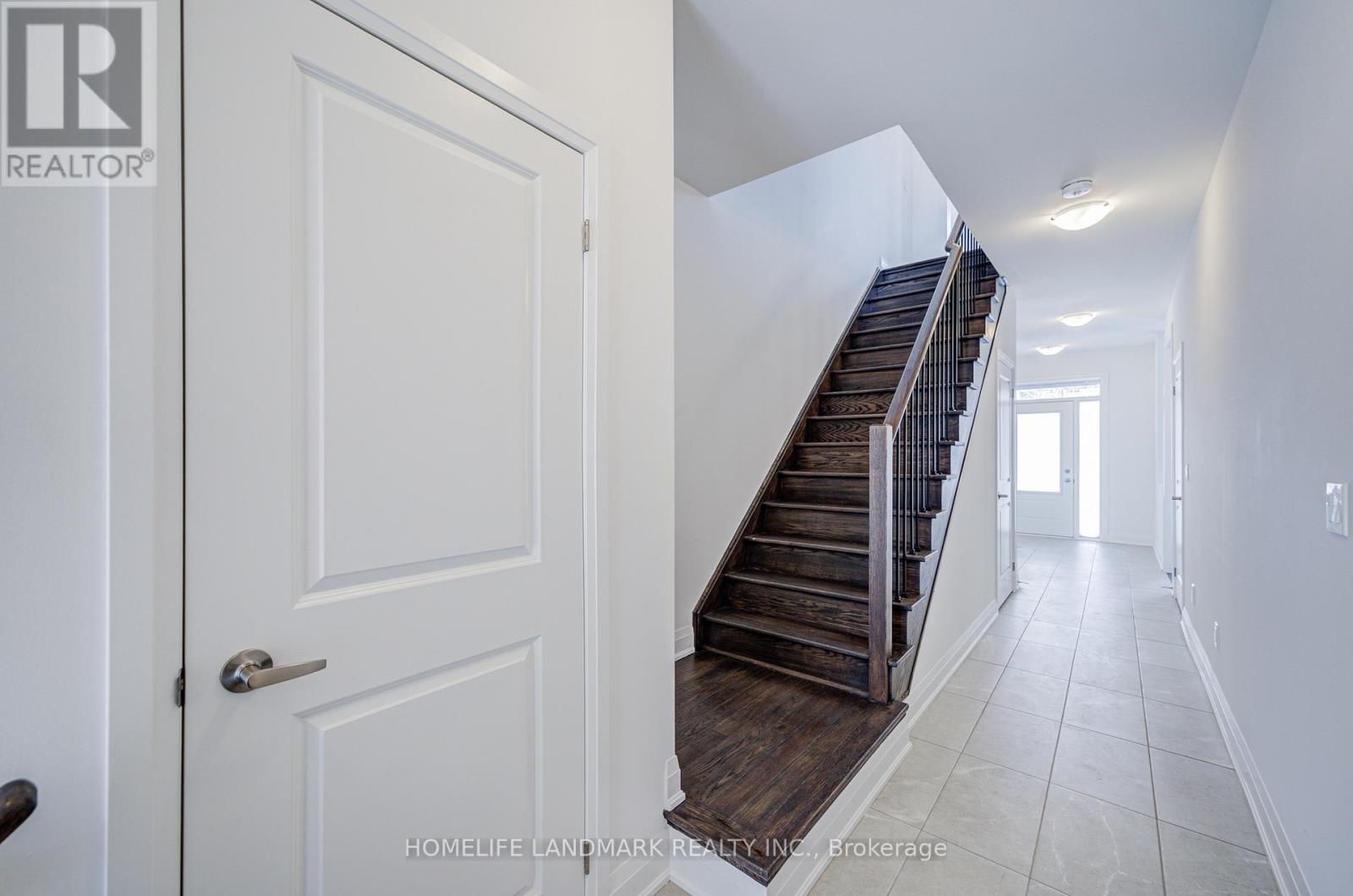 14 Carole Bell Way, Markham, Ontario  L6E 0W2 - Photo 20 - N12897642