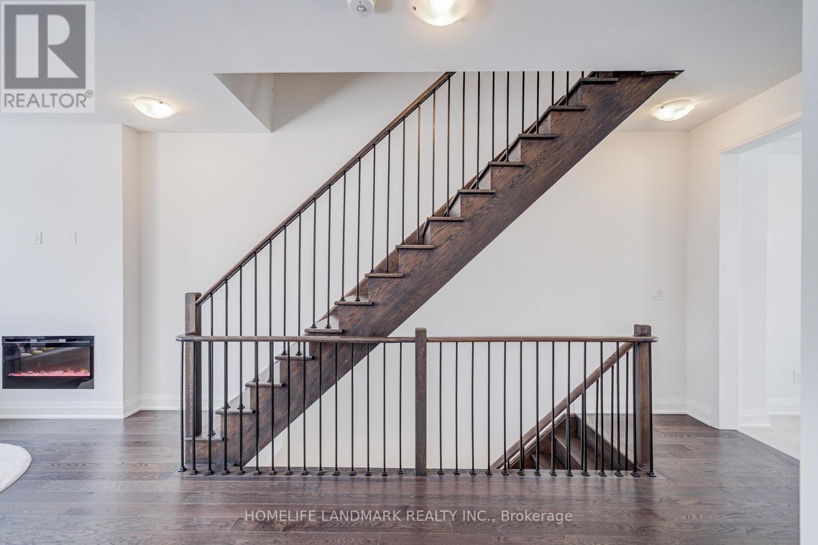 14 Carole Bell Way, Markham, Ontario  L6E 0W2 - Photo 21 - N12897642