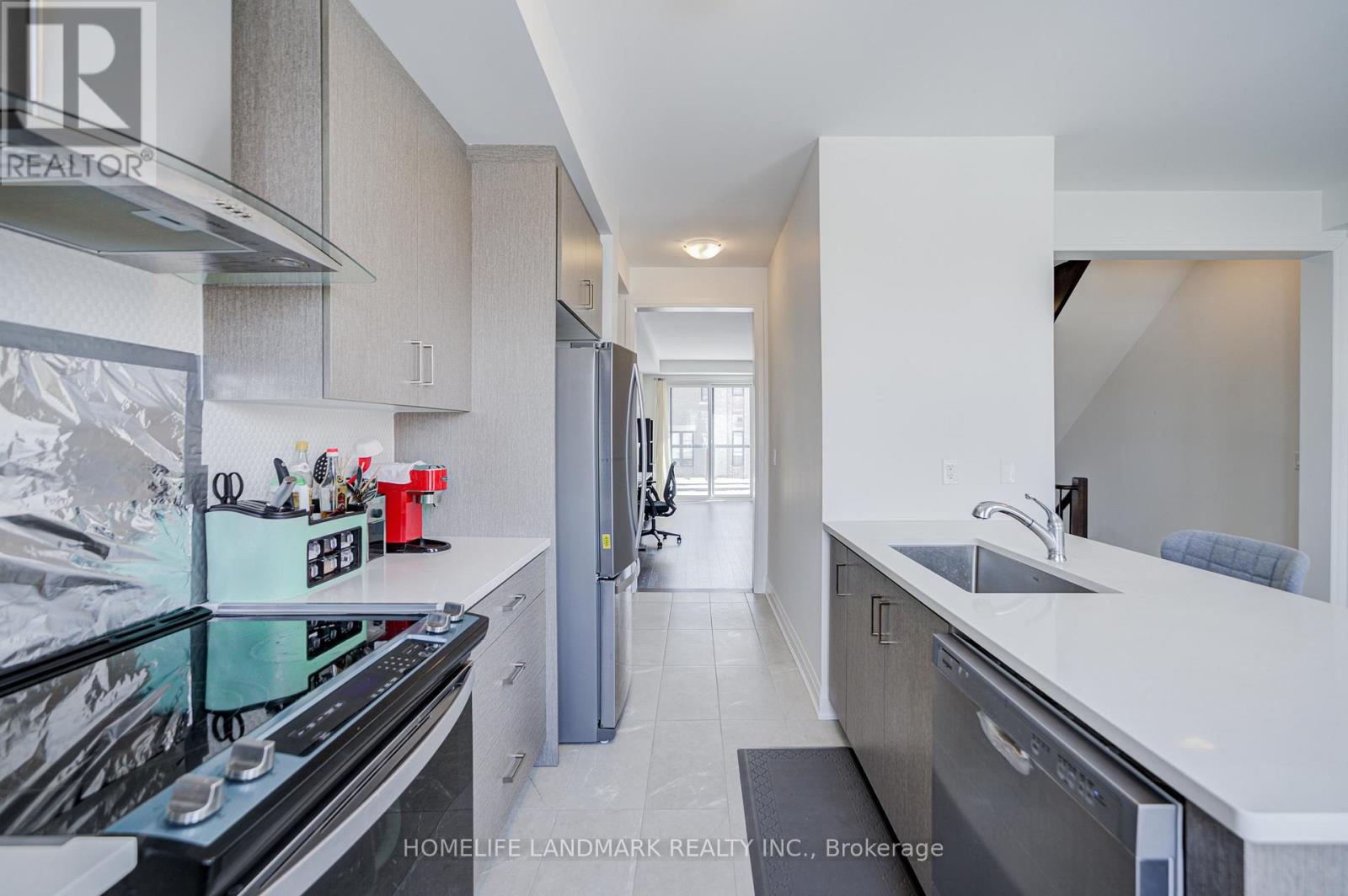 14 Carole Bell Way, Markham, Ontario  L6E 0W2 - Photo 24 - N12897642