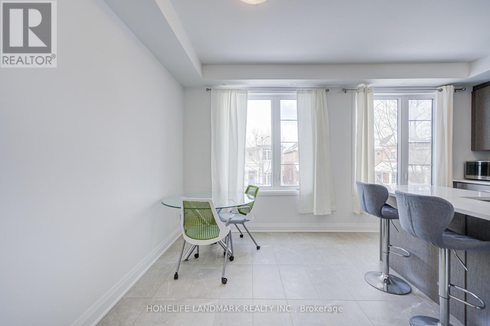 14 Carole Bell Way, Markham, Ontario  L6E 0W2 - Photo 25 - N12897642