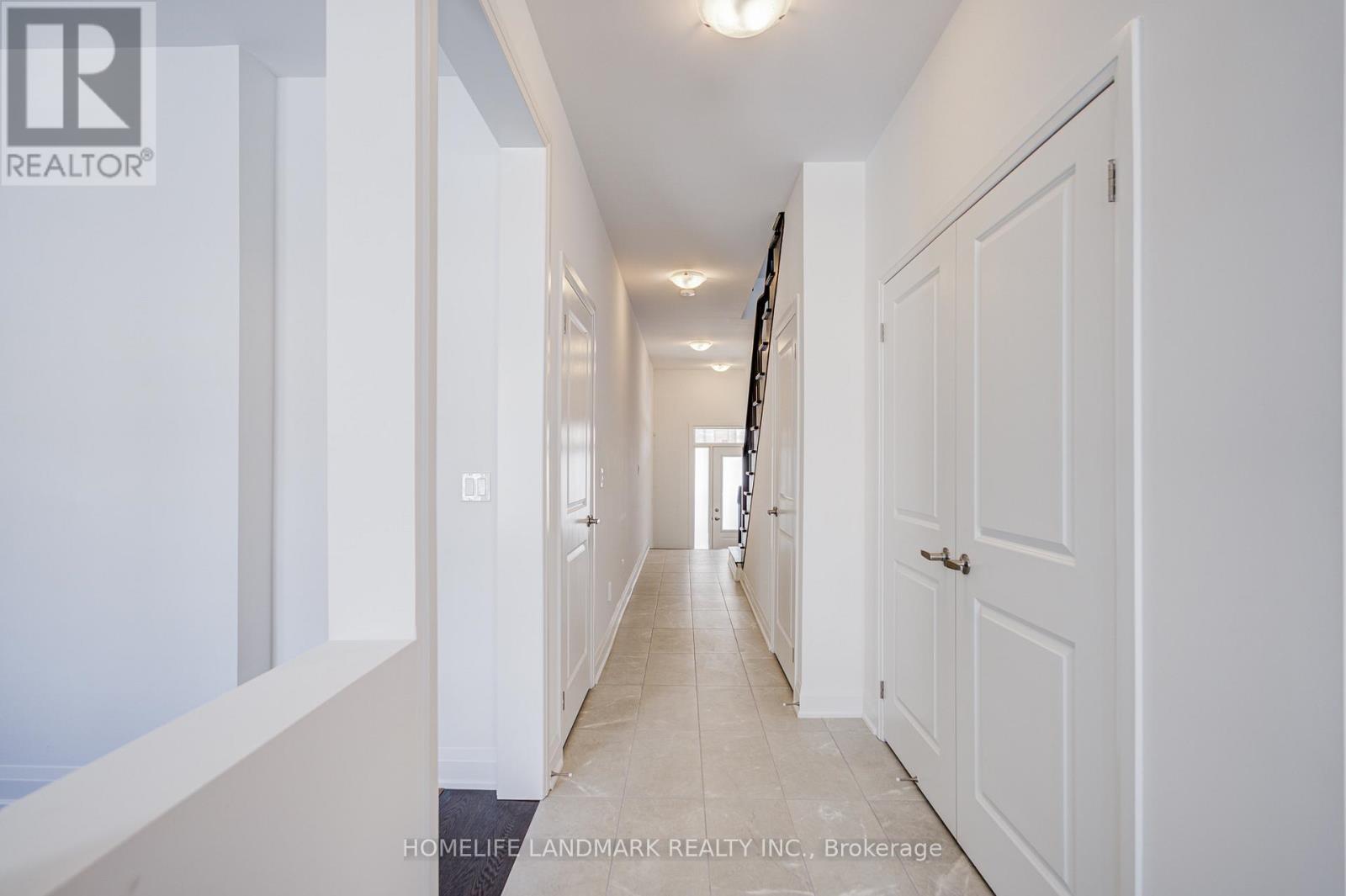 14 Carole Bell Way, Markham, Ontario  L6E 0W2 - Photo 48 - N12897642