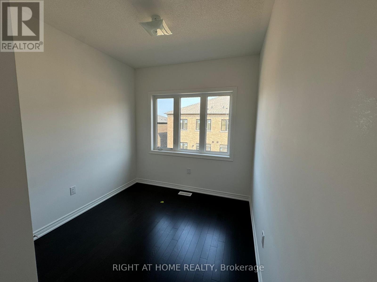 60 Singhampton Road, Vaughan, Ontario  L4H 5J6 - Photo 12 - N12897694