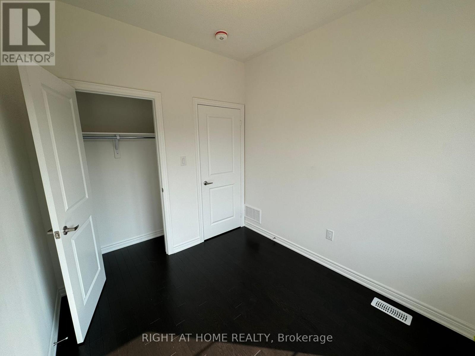 60 Singhampton Road, Vaughan, Ontario  L4H 5J6 - Photo 15 - N12897694