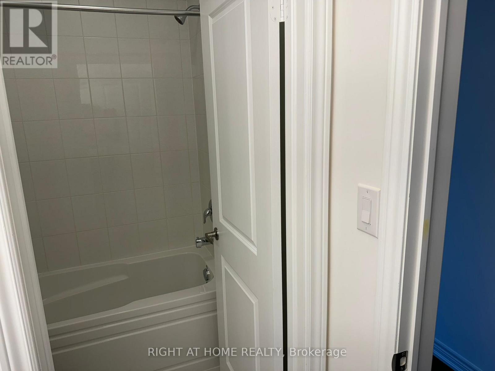 60 Singhampton Road, Vaughan, Ontario  L4H 5J6 - Photo 16 - N12897694