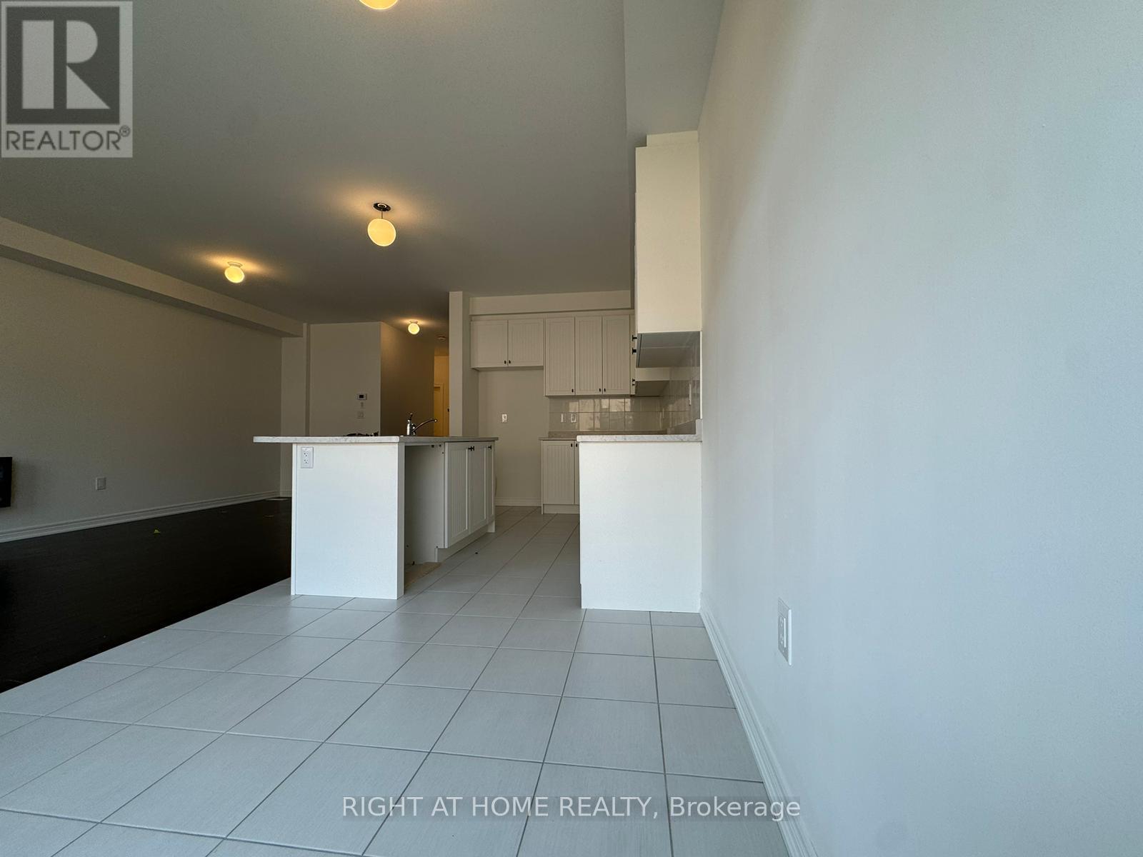 60 Singhampton Road, Vaughan, Ontario  L4H 5J6 - Photo 3 - N12897694