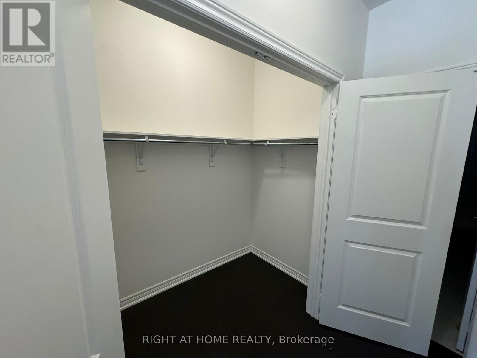 60 Singhampton Road, Vaughan, Ontario  L4H 5J6 - Photo 8 - N12897694