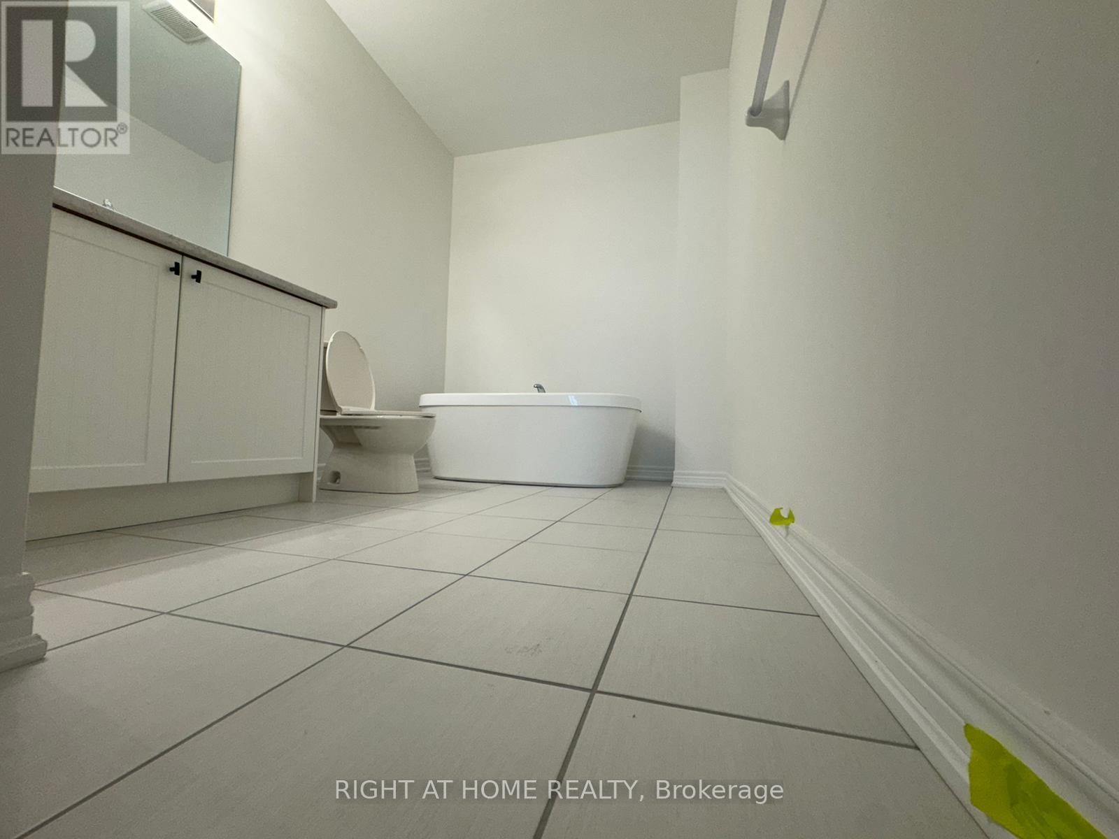 60 Singhampton Road, Vaughan, Ontario  L4H 5J6 - Photo 9 - N12897694