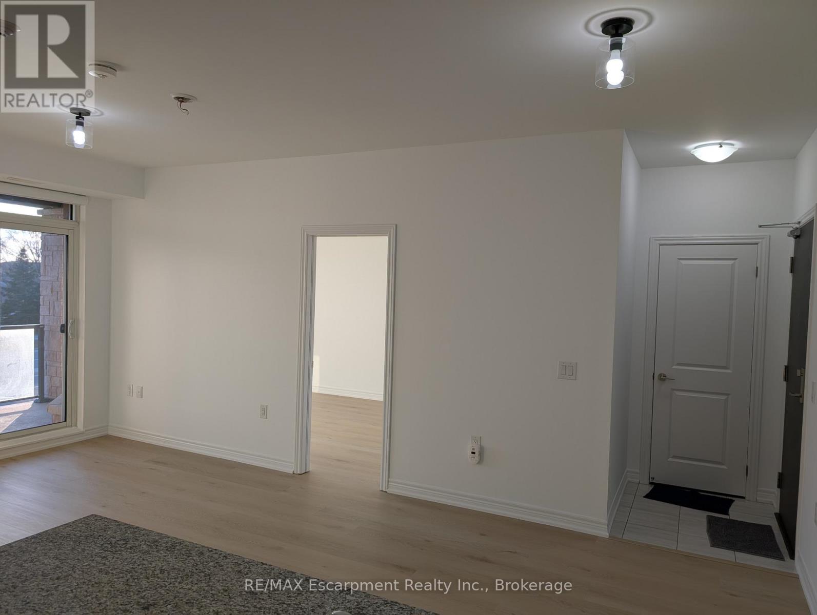 205 - 2393 Bronte Road, Oakville, Ontario  L6M 1P4 - Photo 12 - W12897480