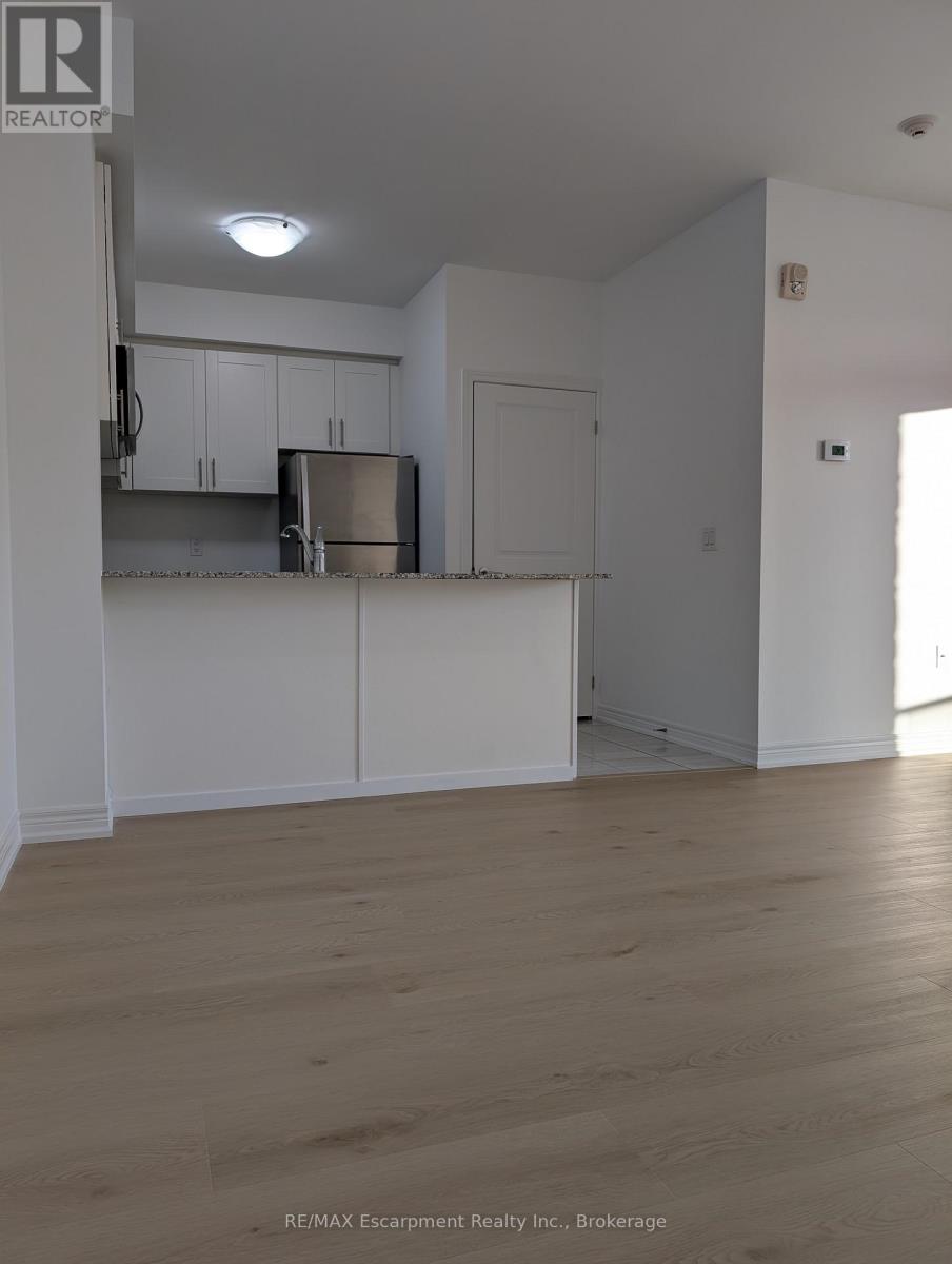 205 - 2393 Bronte Road, Oakville, Ontario  L6M 1P4 - Photo 18 - W12897480