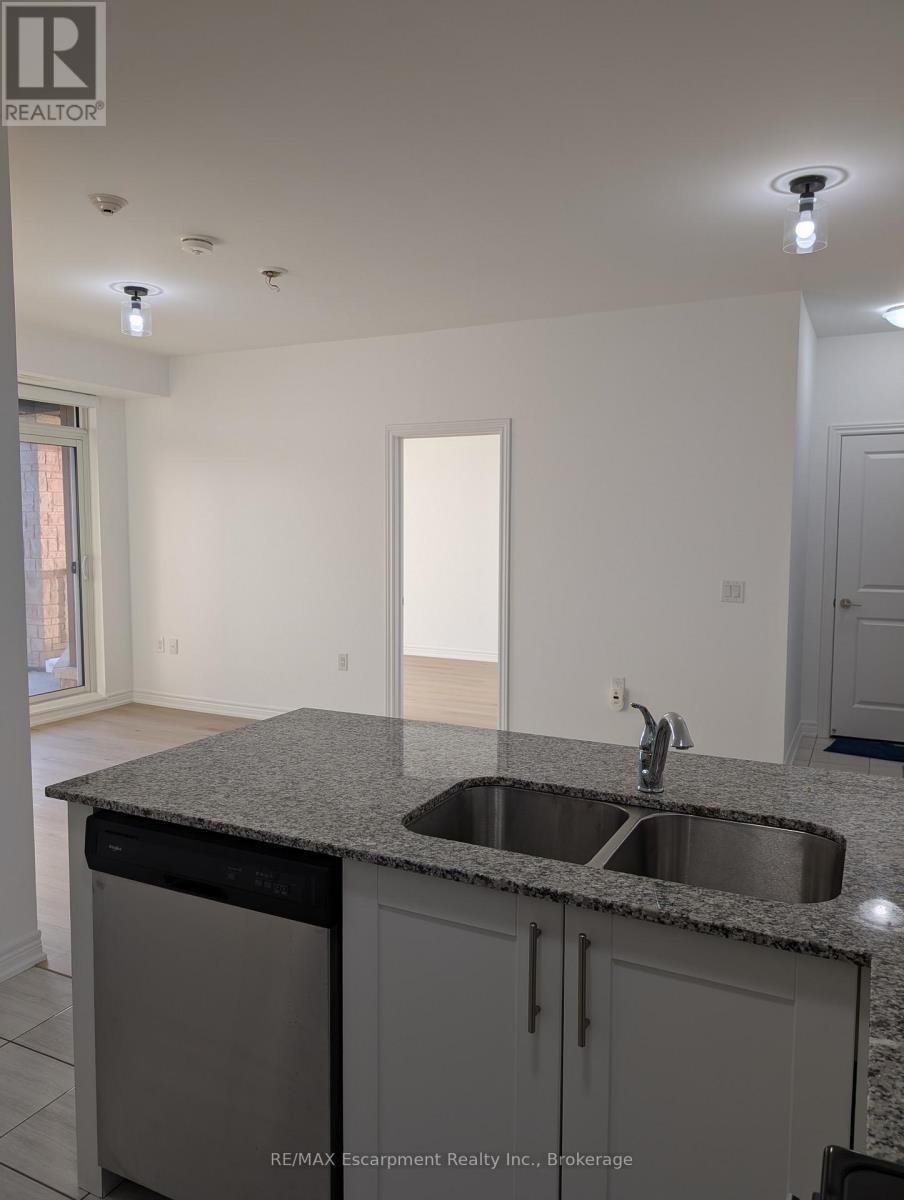 205 - 2393 Bronte Road, Oakville, Ontario  L6M 1P4 - Photo 13 - W12897480