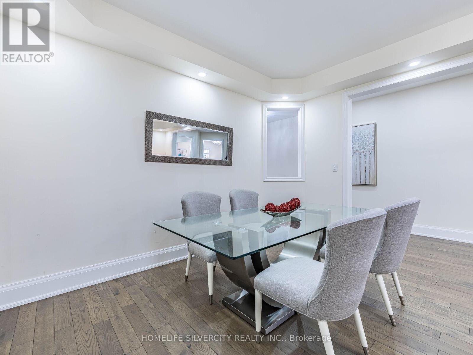 16 Cloncurry Street, Brampton, Ontario  L6P 4G3 - Photo 11 - W12897646