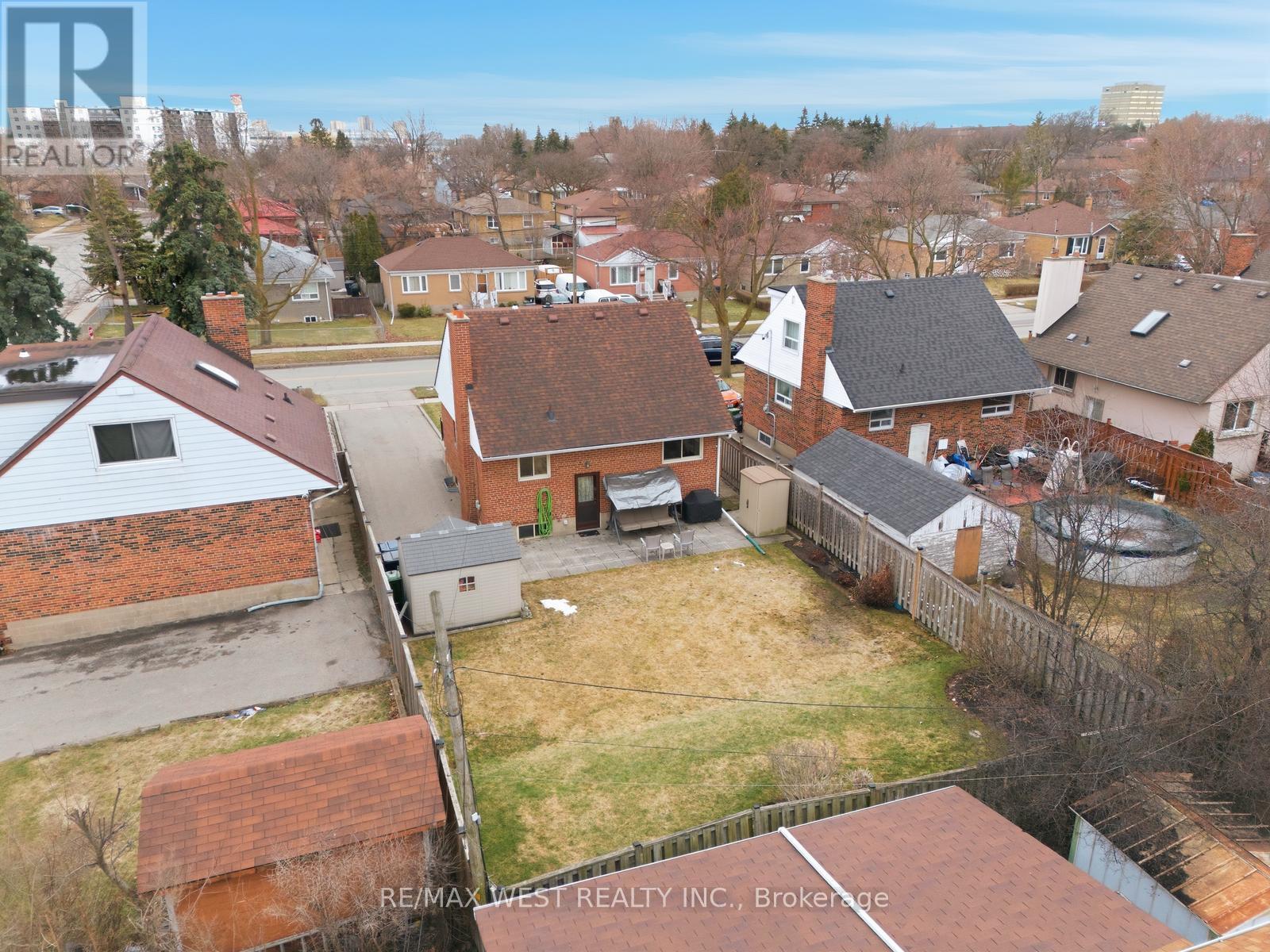 88 Redwater Drive, Toronto, Ontario  M9W 1Z9 - Photo 21 - W12897682