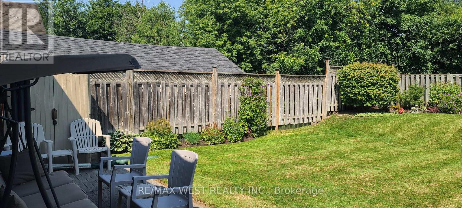 88 Redwater Drive, Toronto, Ontario  M9W 1Z9 - Photo 23 - W12897682