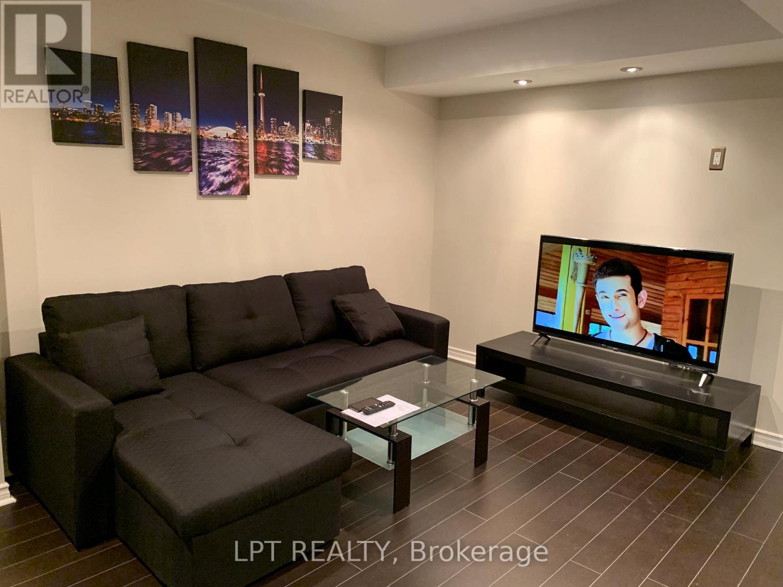 6 Mystcal Road, Brampton, Ontario  L7A 2R6 - Photo 10 - W12897686