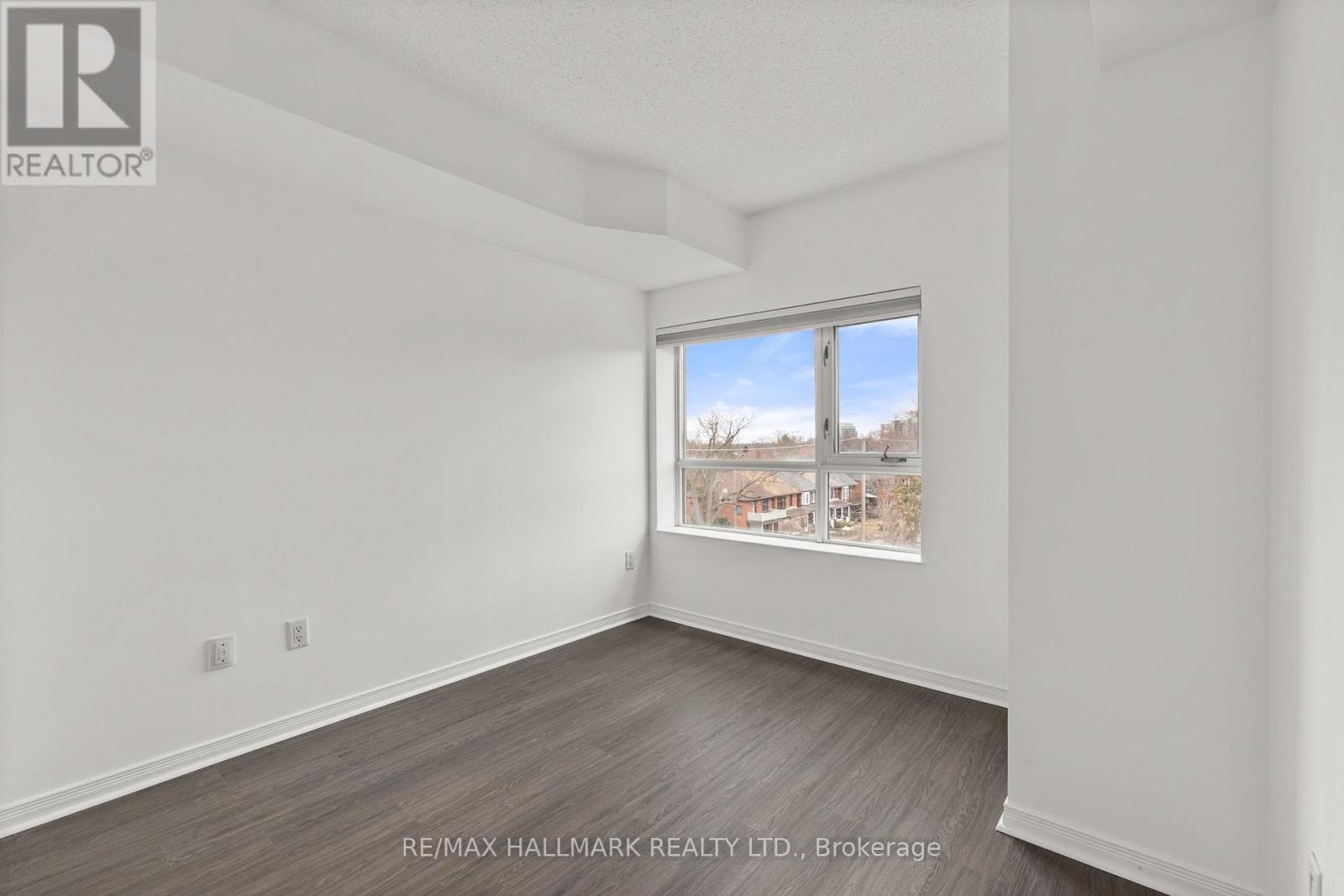 519 - 2495 Dundas Street W, Toronto, Ontario  M6P 1X4 - Photo 26 - W12897698