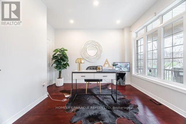 3278 Paul Henderson Drive, Mississauga, Ontario  L5M 0H3 - Photo 15 - W12897702